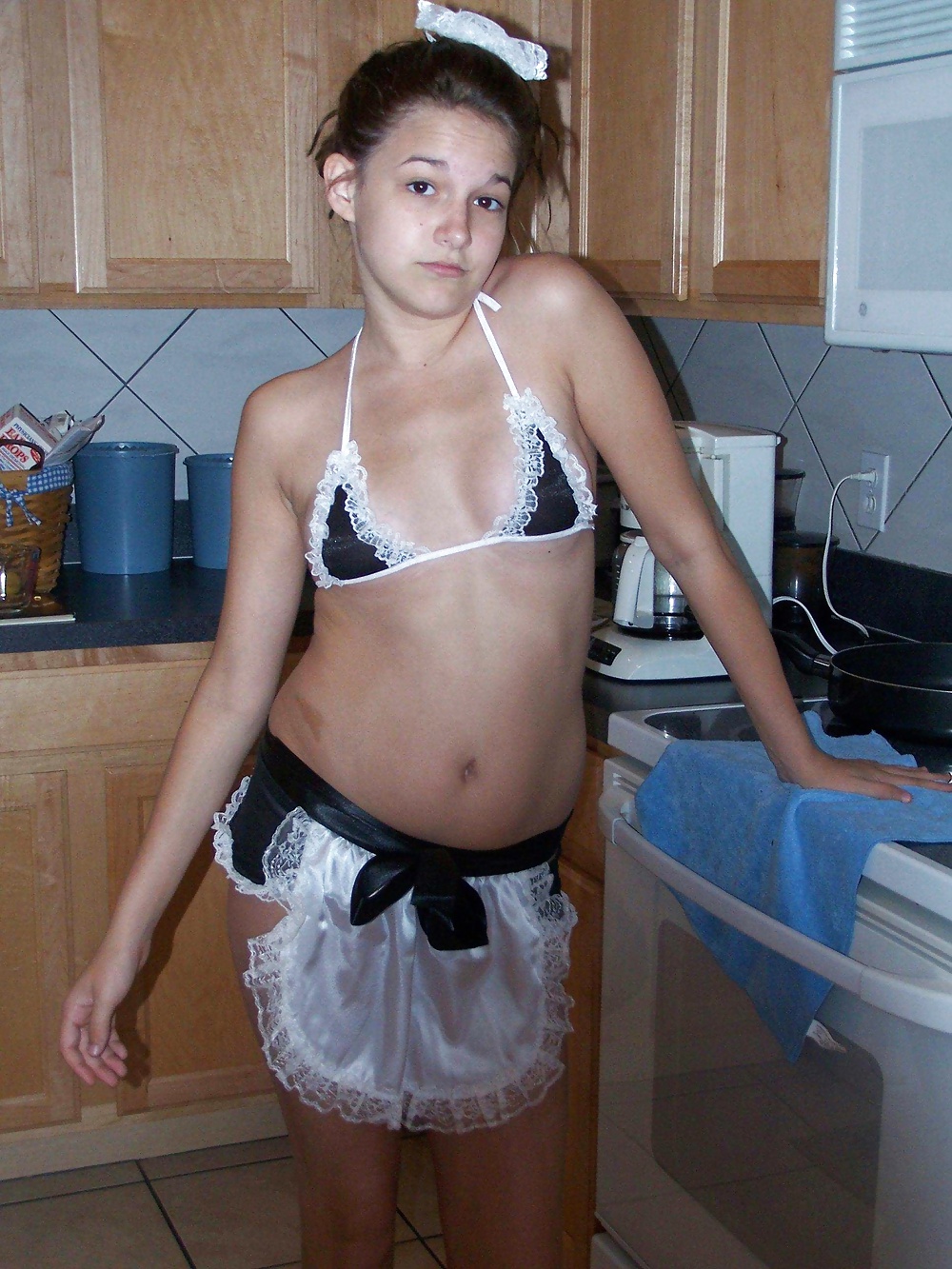 Teen Maid Cleans the House #29061044