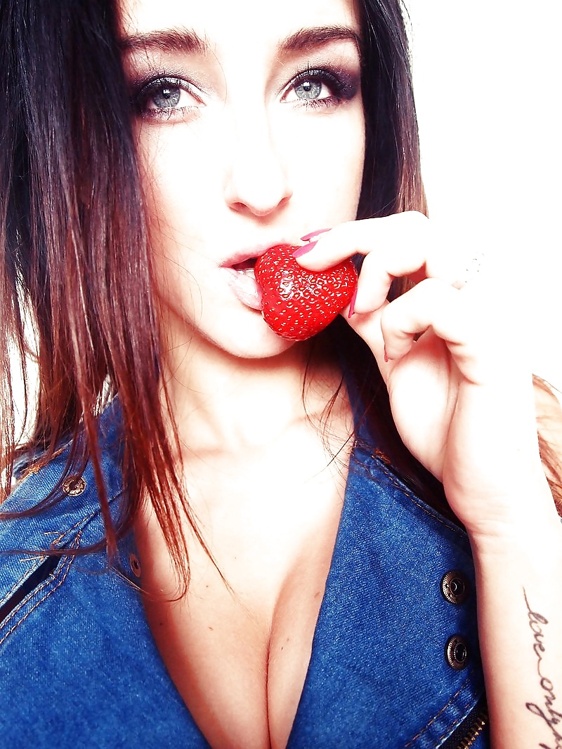 Pl girls 16
 #33817029