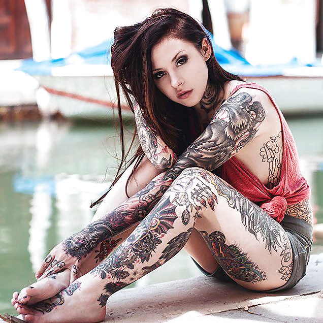 Tattoed Mädchen (nackt Und Nicht-nackt) #39659483