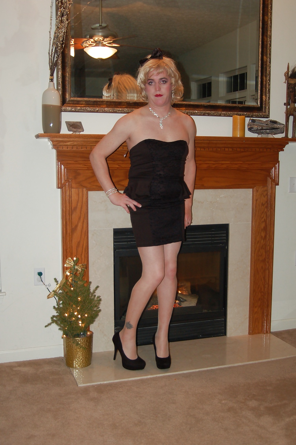 Out Dressed Up #30270398