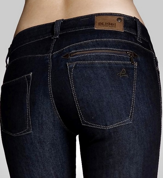 Grandes culos en jeans ajustados
 #31142252