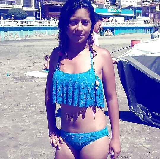 Am Strand Und Pool #39551837