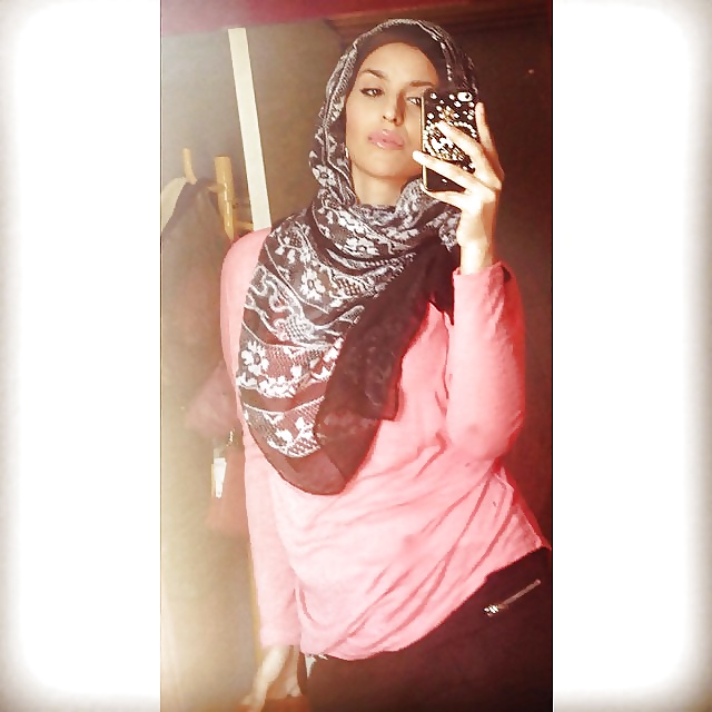 Beurette Sexy Hijab (belgium) #39836557