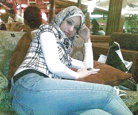 Beurette Sexy Hijab (belgium) #39836581