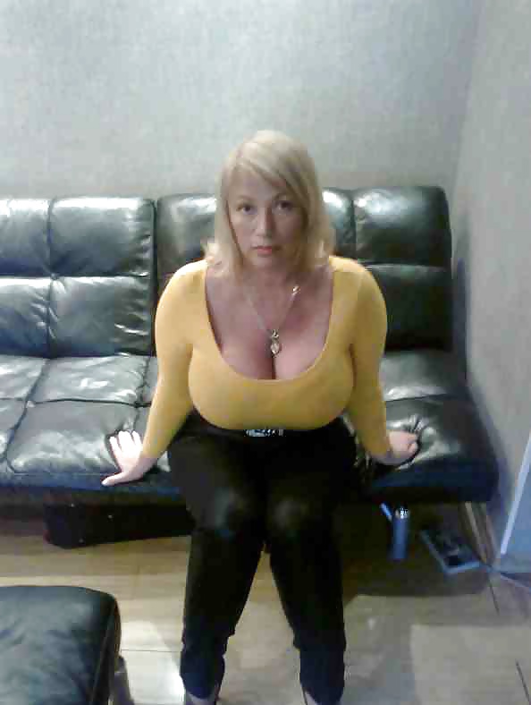 Mamás apiladas
 #29857445