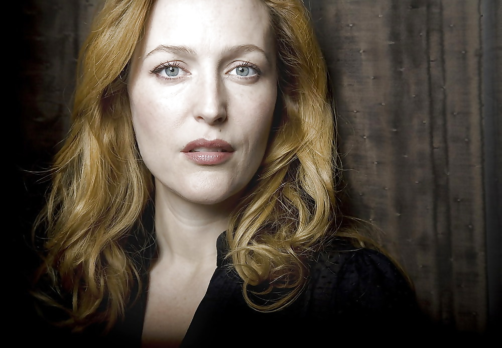 Gillian Anderson 6 #40486098