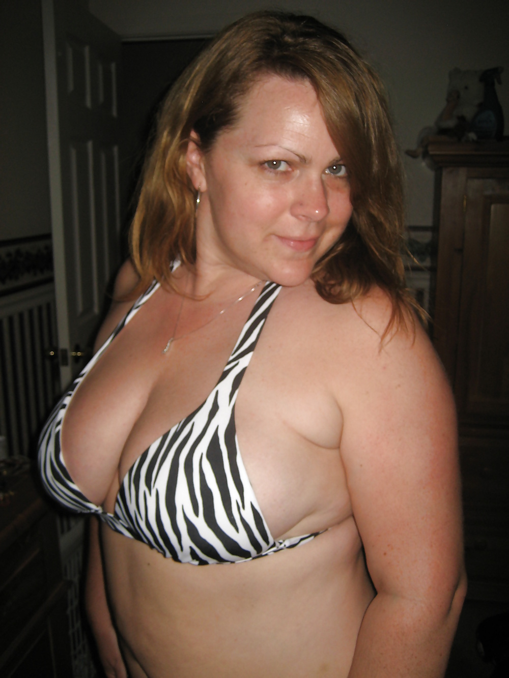 Señora gorda puta en su bikini victoria's secret
 #32119603