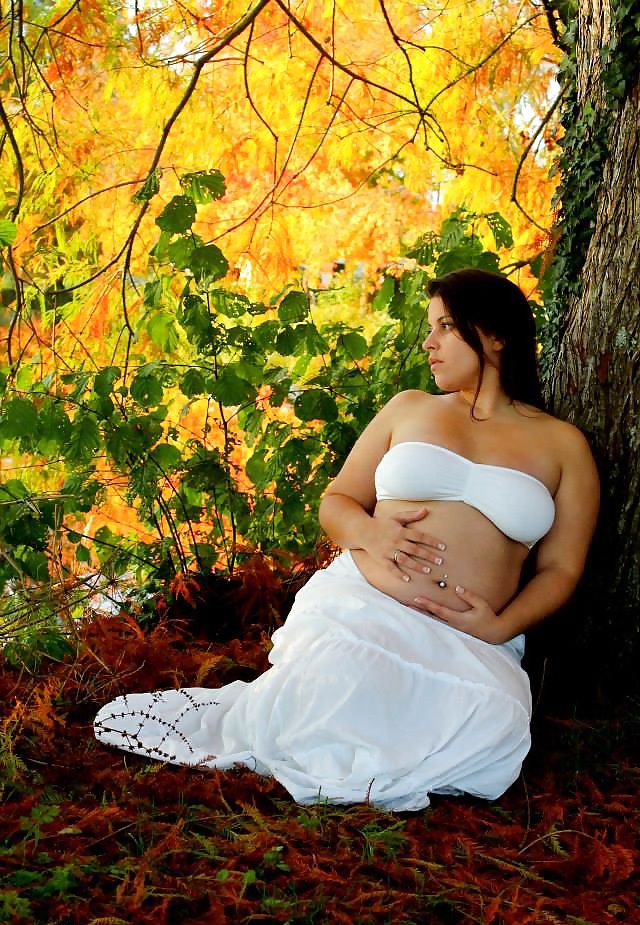 Emmeline enceinte-pregnant 
 #25522537