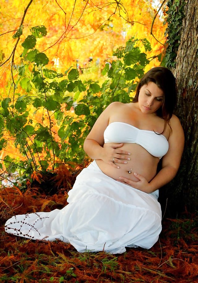 Emmeline enceinte-embarazada 
 #25522551