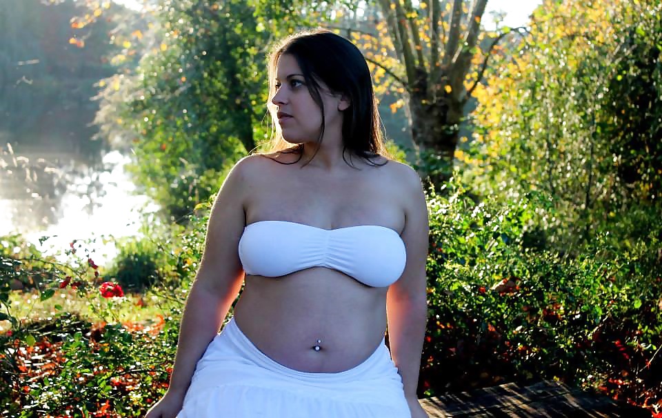 Emmeline enceinte-embarazada 
 #25522702