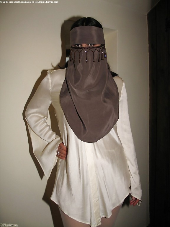 Sharimara hijab
 #30894912