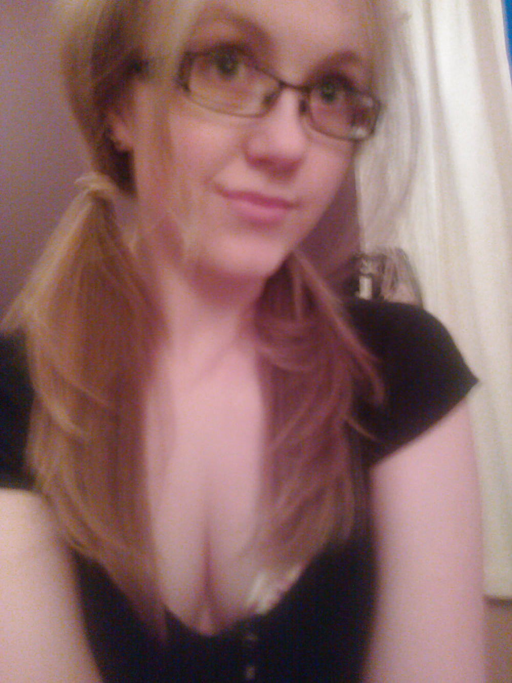 Envía a tu novia 57
 #32999935