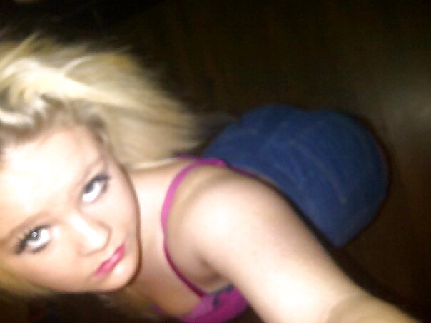 Teen Sheffield Chav Sexy slag (Loads of pics) British uk  #39504141