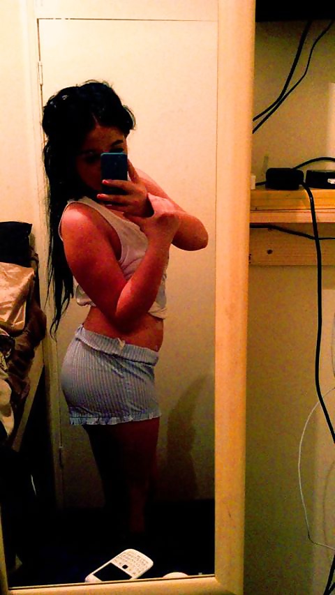 Teen Sheffield Chav Sexy slag (Loads of pics) British uk  #39504708