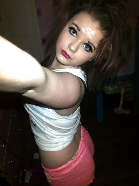 Teen Sheffield Chav Sexy slag (Loads of pics) British uk  #39504929