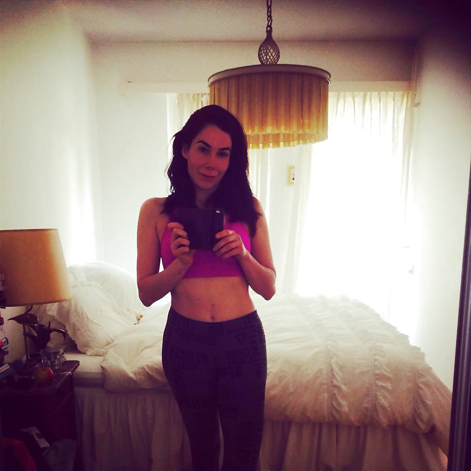 Halina reijn
 #34468365