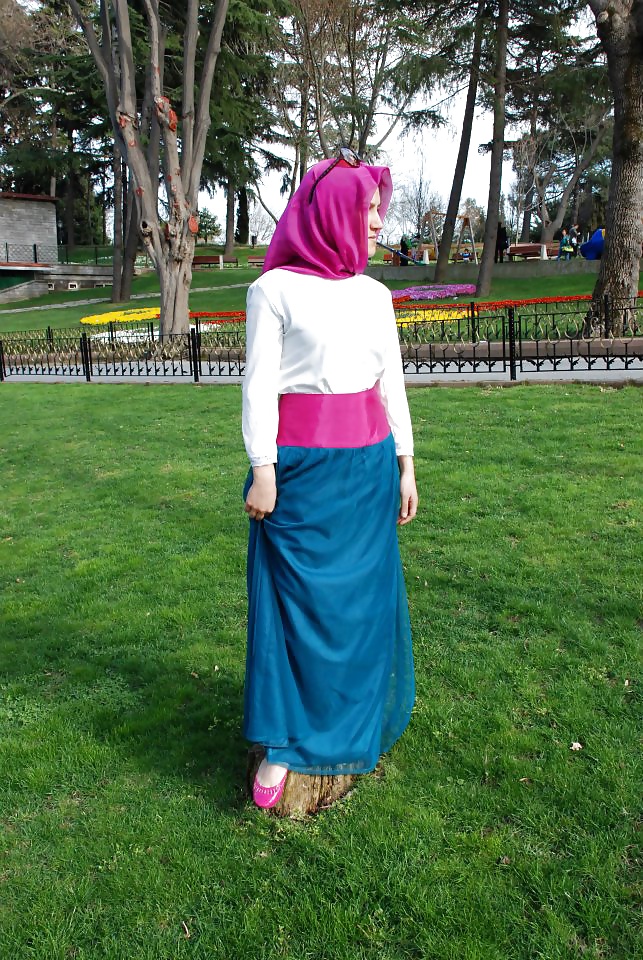Arab Turc Hijab Turban-porter Assis Persillage Indien #32097906