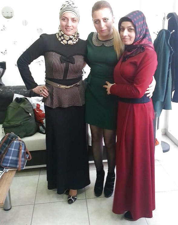 Arab Turc Hijab Turban-porter Assis Persillage Indien #32097908