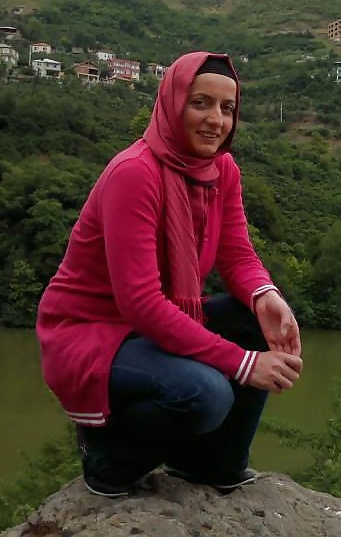 Arab Turc Hijab Turban-porter Assis Persillage Indien #32097911