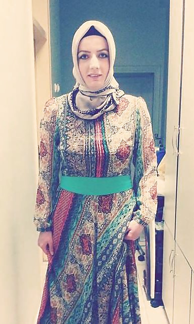 Arab Turc Hijab Turban-porter Assis Persillage Indien #32097914