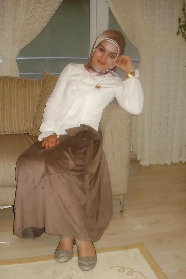Arab Turc Hijab Turban-porter Assis Persillage Indien #32097950