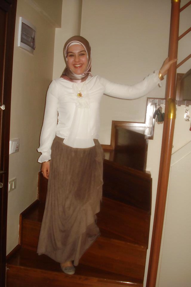 Arab Turc Hijab Turban-porter Assis Persillage Indien #32097951