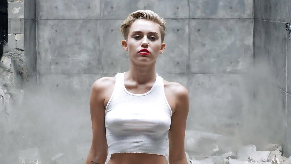 Miley cyrus naked pics from wrecking ball video
 #23752885