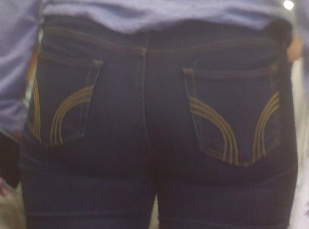 Sexy Latina Teen Ass & Hintern In Engen Jeans #40854669