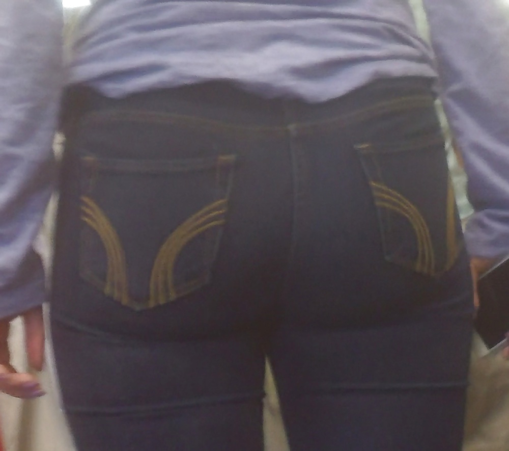 Sexy Latina Teen Ass & Hintern In Engen Jeans #40854760