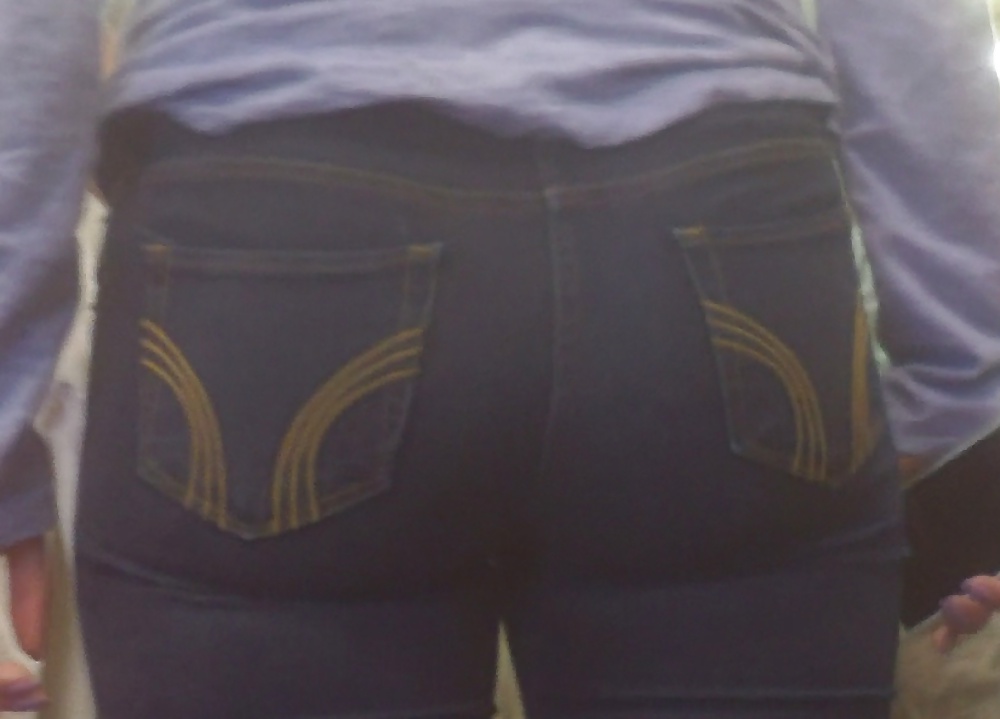 Sexy Latina Teen Ass & Hintern In Engen Jeans #40854781