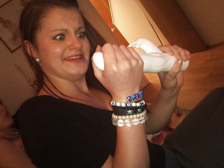 Random Reading Sluts #34968544