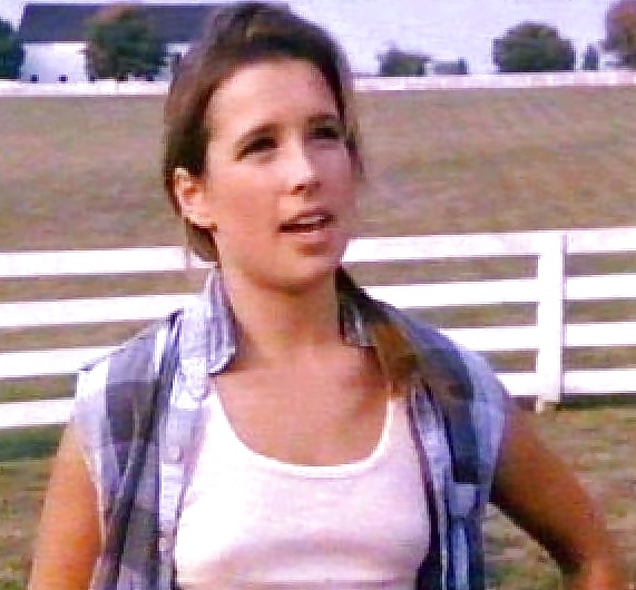 Shawnee smith
 #35466173