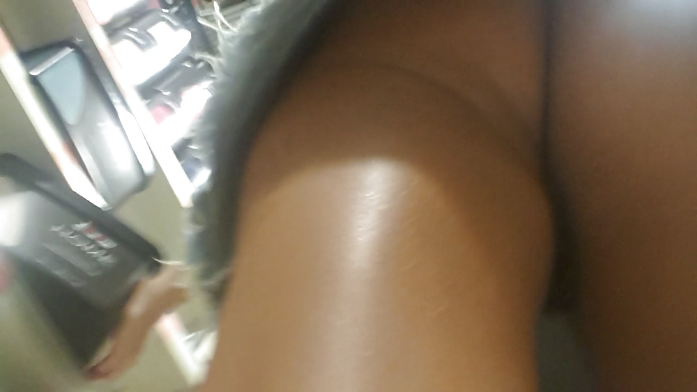 Upskirt Mädchen #32932445