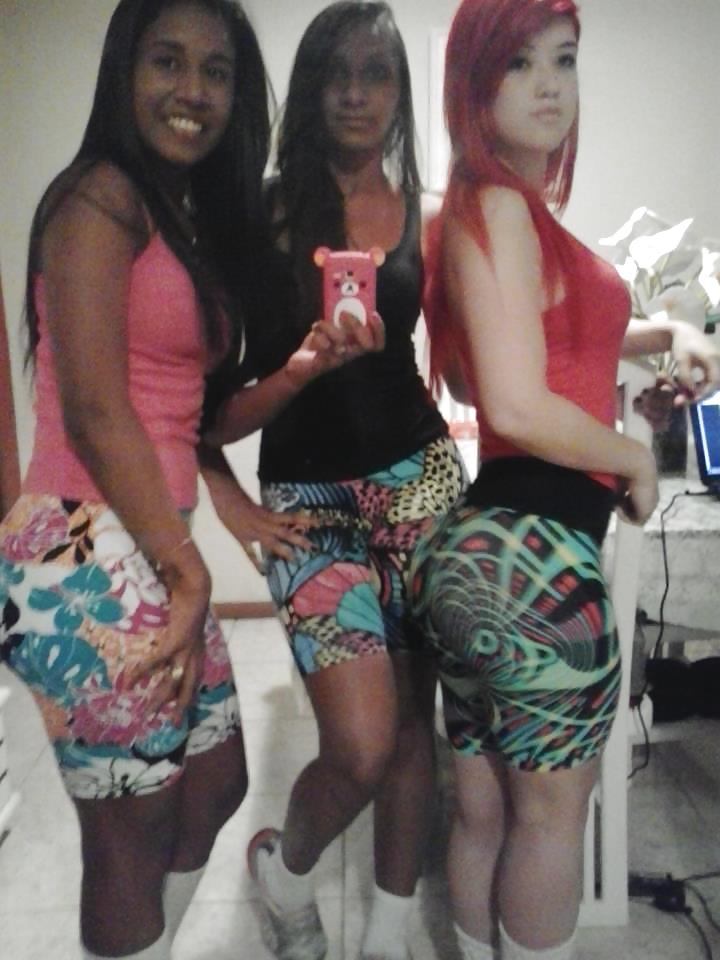 Brasileña 18
 #23654453