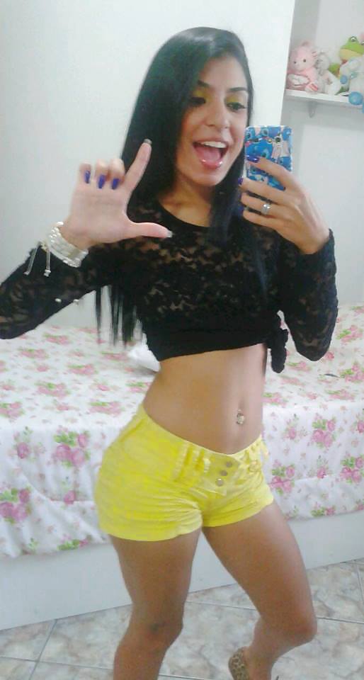 Brasileña 18
 #23654580