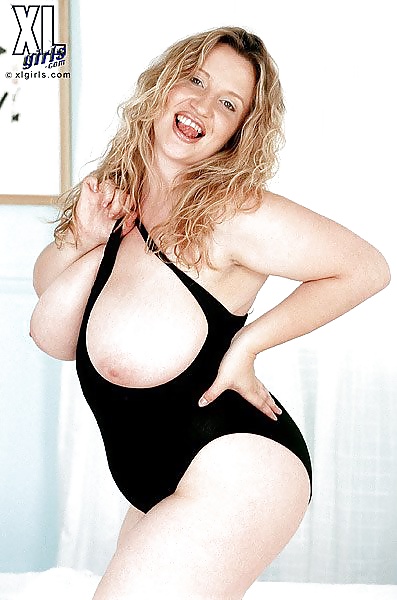 Big Tits on BBW MILF Laura #39893094