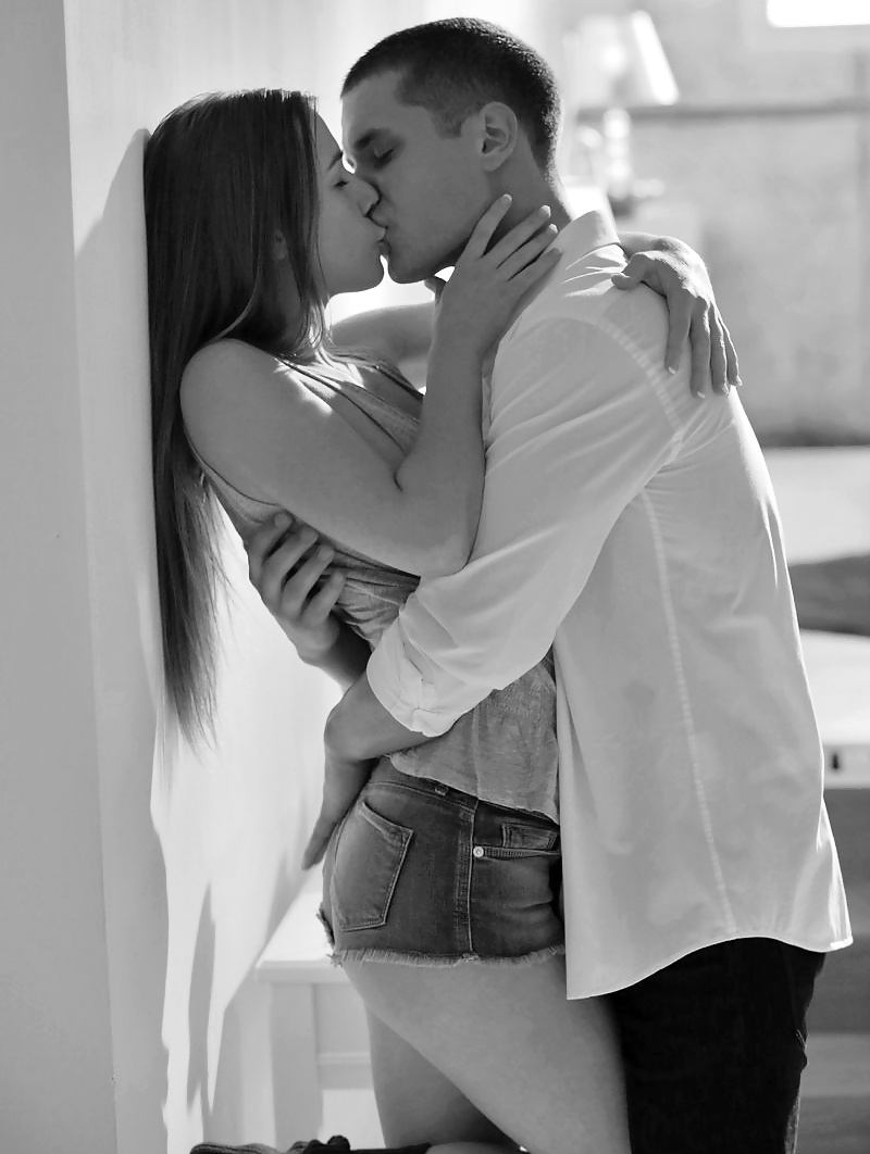 Erotic Sensual Kisses in Black&White - Session 7 #24153359