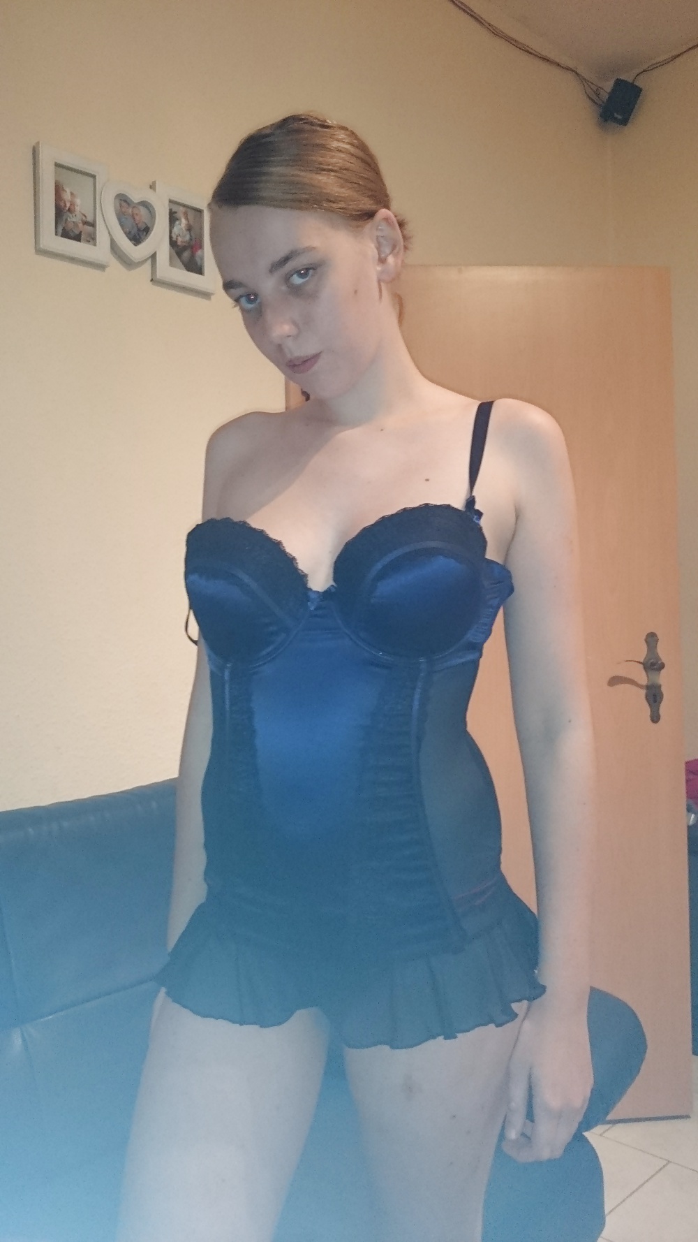 10代の女性が購入したいと思っているもの
 #30992998