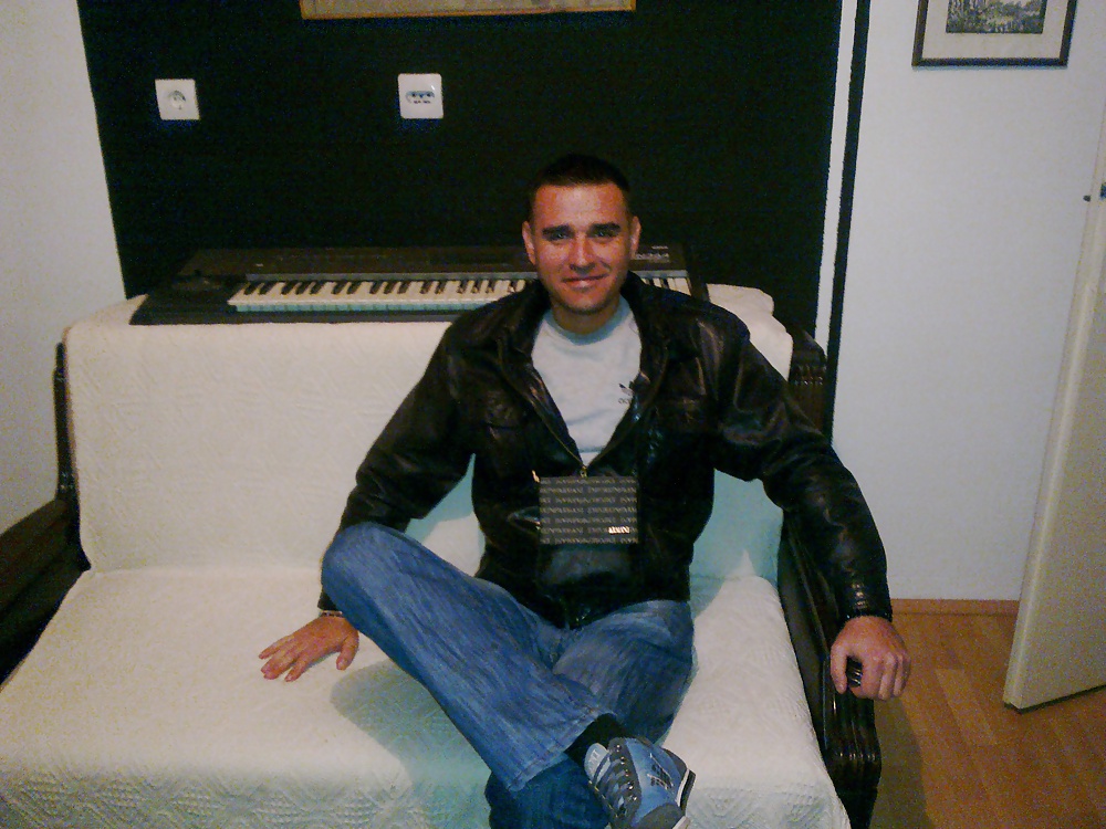 Svasta nesto od mene
 #29957098