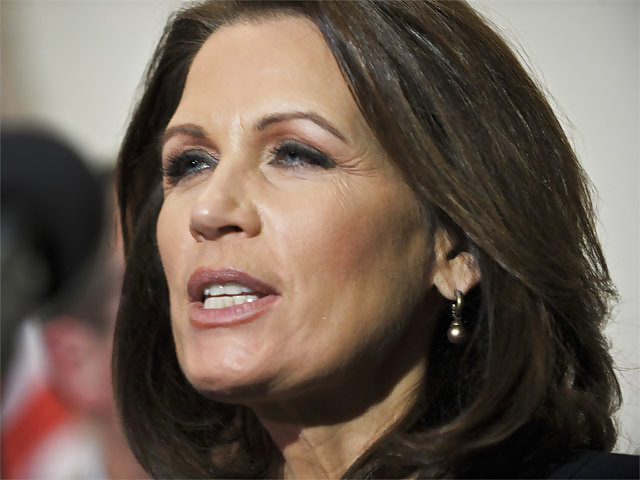 Michelle bachmann--real y falsa
 #23809435