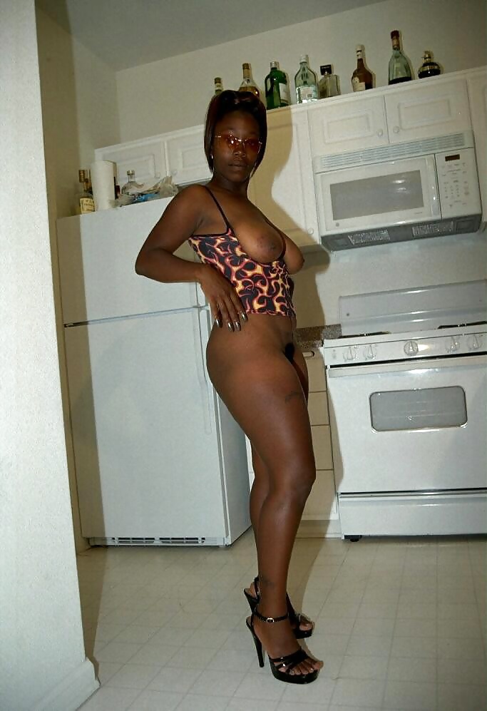 Sexy African Milf From The Hood #31754107