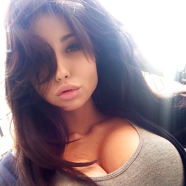 Chica magnífica
 #32366117