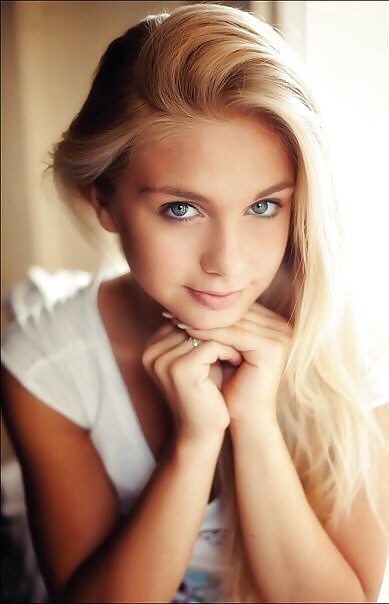 Chica magnífica
 #32366358