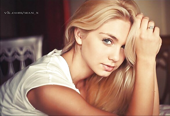 Chica magnífica
 #32366362