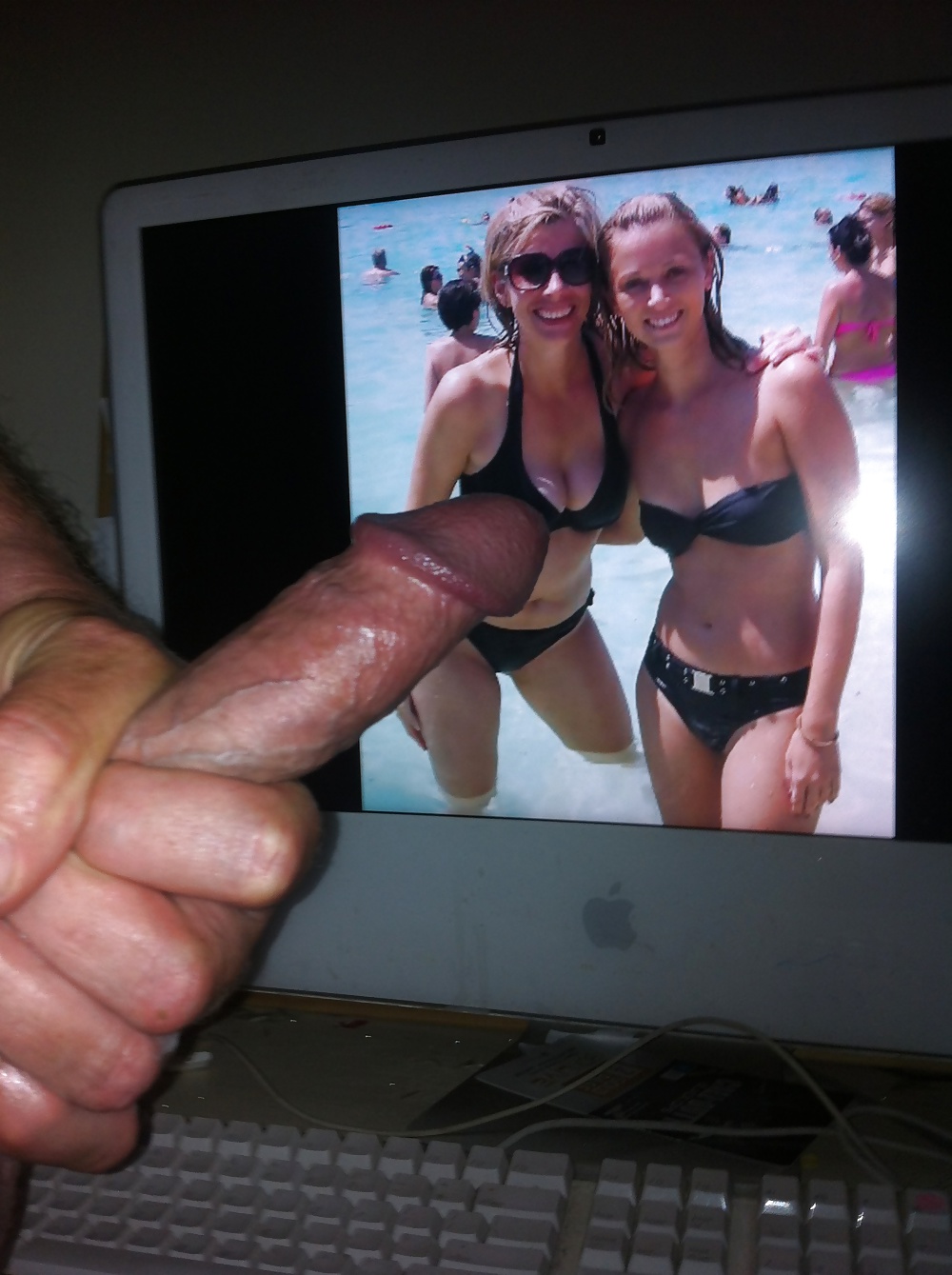 jerkoff xxx monitors #32314728
