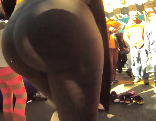 Big Asses In Spandex Voyeur Edition  #40354040