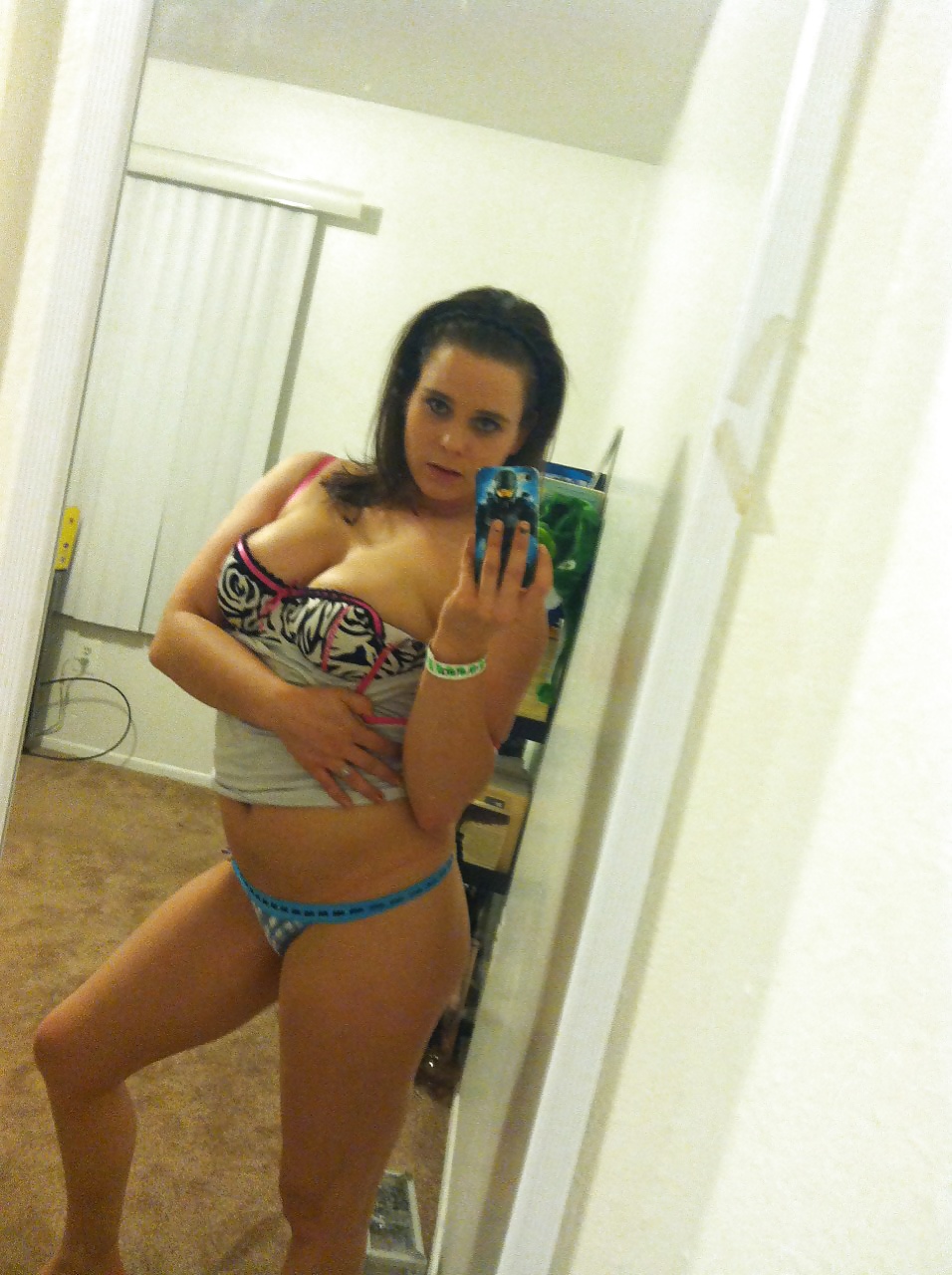 自画撮りホットアマチュアvol.36
 #38827845