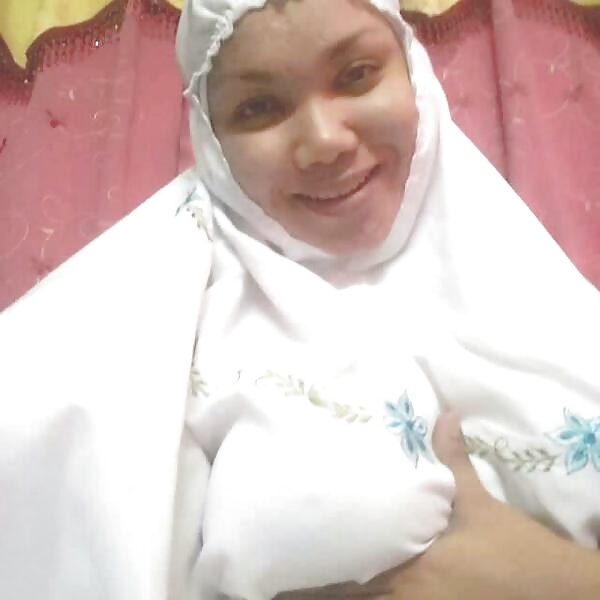 セクシーなTudung
 #25881992