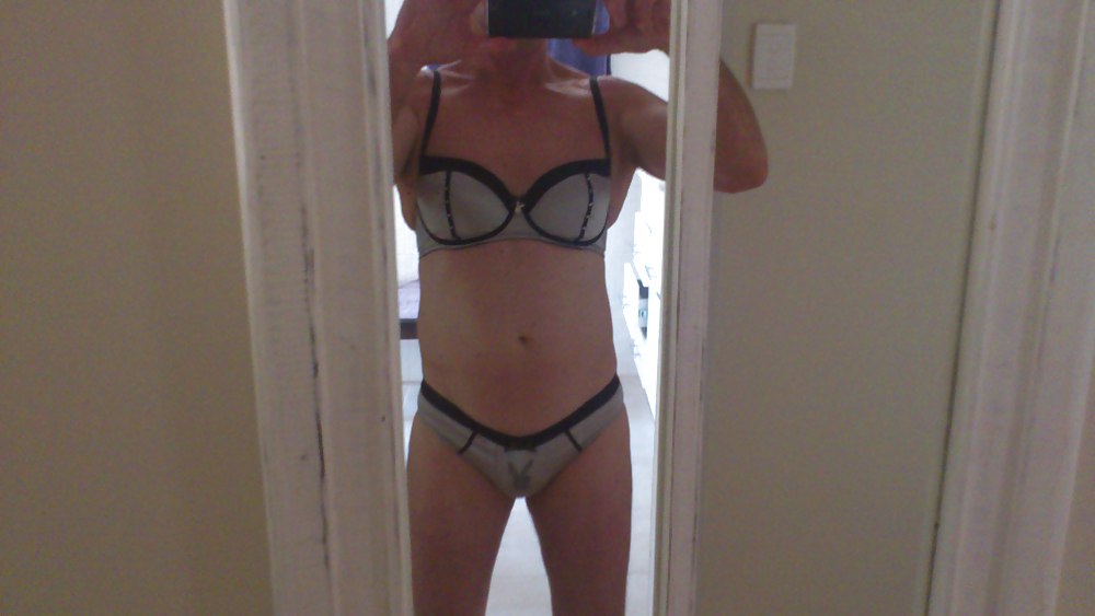 Lencería de ex esposas
 #35965635