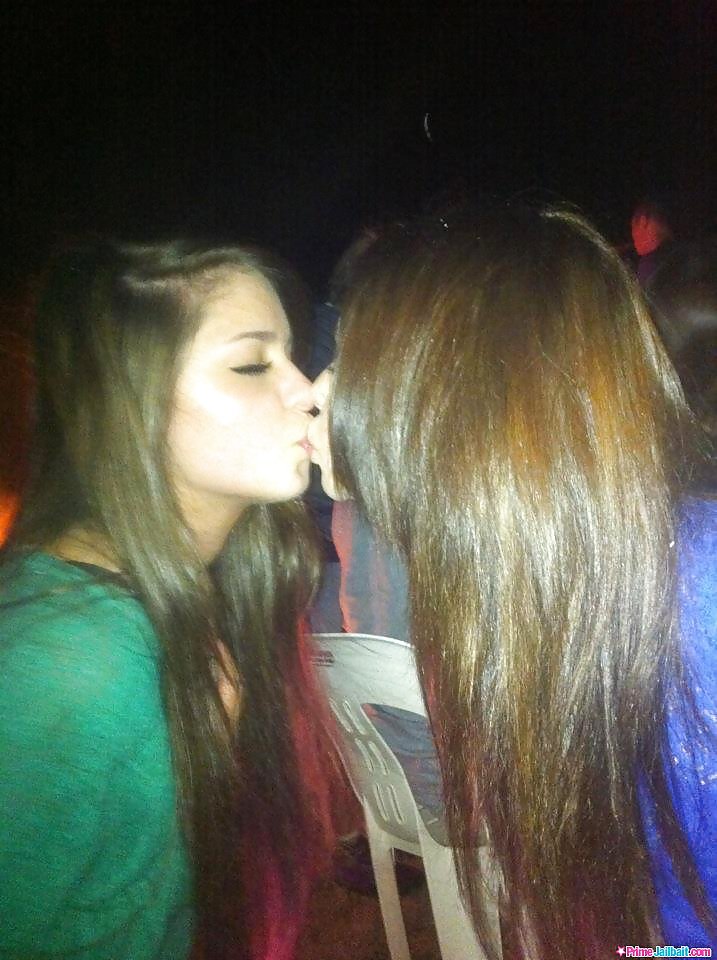 Girls making out and kissing #25339312